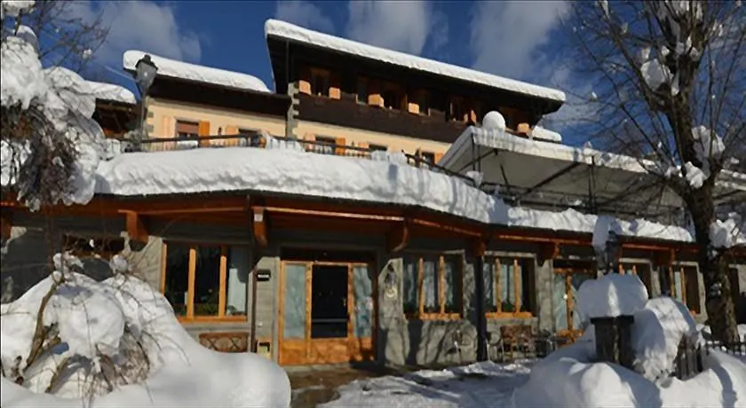 Albergo Ristorante Il Laghetto-1